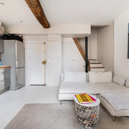 Stylish 1bd Duplex - Stunning Views Near Louvre Apartment Paris