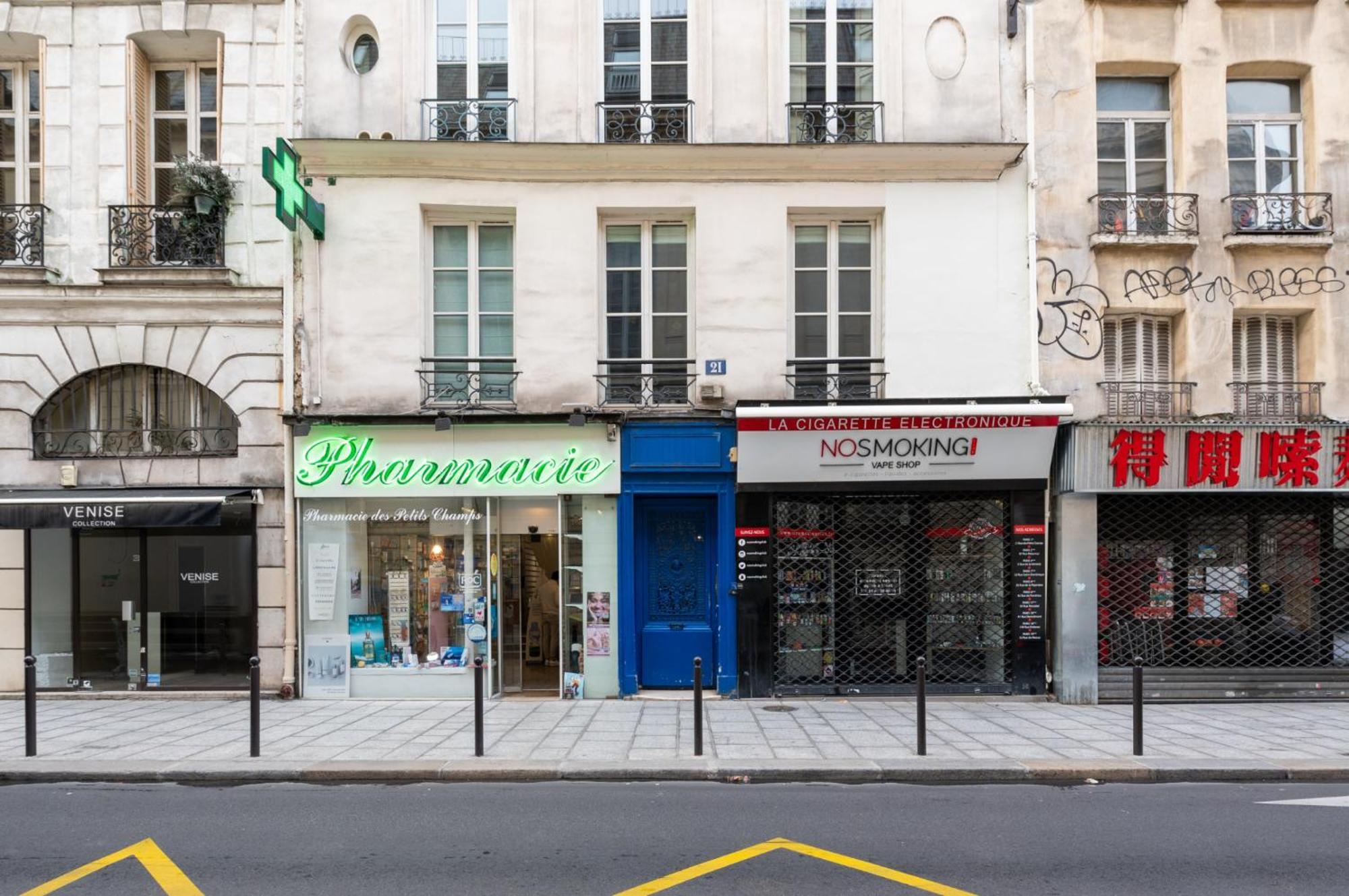 Stylish 1bd Duplex - Stunning Views Near Louvre Paris